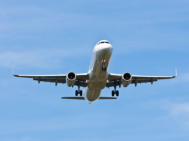 Что делать, если вас сняли с рейса из-за перегруза
